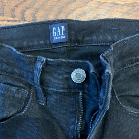 BLACK GAP “FAVORITE JEGGING” - Picture 2 of 7